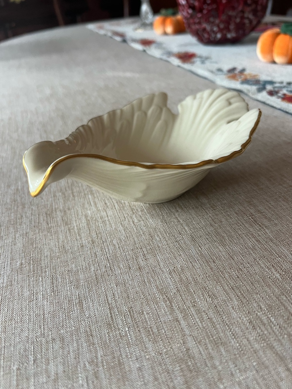 Lenox USA cream and gold porcelain dove decorative trinket dish
